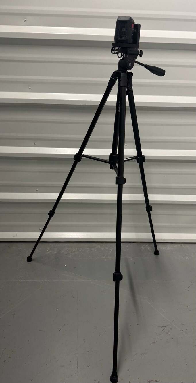 Bosch Professional GLL50-20G Green-Beam Laser Level with Tripod